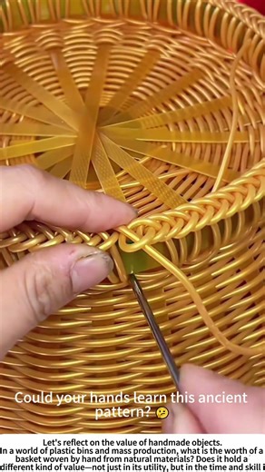 Weaving Tradition: The Art of Hand-Crafting a Bamboo Basket 🧺🎋