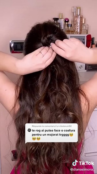 Coafuri simple și elegante pentru vara 2023