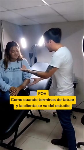 Tatuajes en San José, Costa Rica: Humor y Clientes