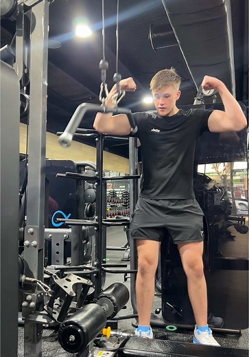 It’s been 3 months 😫#jetts #jettspenshurst #gym #capcut #gymtok #fyp