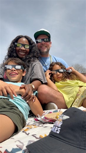 31K views · 791 reactions | Solar Eclipse in Totality!! #solareclipse | GabeFlowers | Facebook