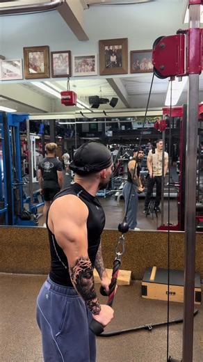 Effective Summer Arm Workouts for Stronger Arms