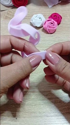 Como Hacer una Flor EN MENOS DE 1 MINUTO Papel o Fomy | Papiroflexia