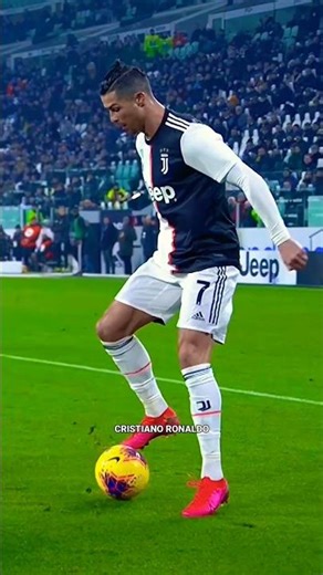 CR7's Insane Control Skill You Must See 🥶💀 #football #shorts