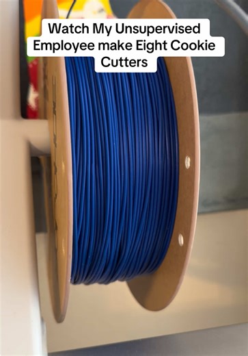 Unsupervised 3D Printing of Cookie Cutters