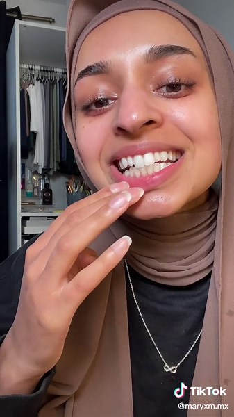 Best Teeth Whitening Strips - The Ultimate Guide for a Brighter Smile