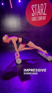 💥Core Stability Training💥 ✅ Core Stability is one of the foundational elements of any training program. One of the main goals within this training pillar is to train the lumbopelvic hip complex to act as a mobile anchor ⚓️ for the extremities to move through space. 👉 Here is an advanced core stability exercise: ✔️FOAM ROLLER UNDER HANDS—> active core engagement and bracing while also using the lats and rhomboids to stabilize the shoulder and focus on alignment ✔️FOAM ROLLER UNDER SHINS—> crea