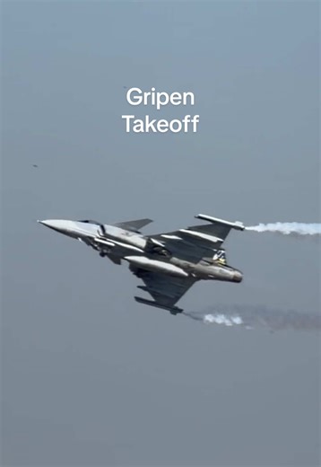 Gripen Takeoff: สุดยอดของ Fighter Jet