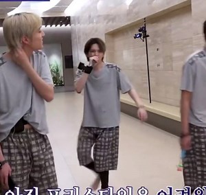 2.2K views · 577 reactions | Beatboxing, rapping, popping, and composing. Yoshi, what more can you do? I'm truly in awe of your talent. 殺 (vcr. | X: @ARTYØSHI) - ate yory | Yoshinology | Facebook