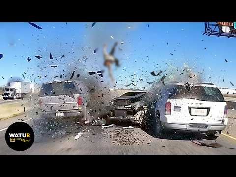 118 EPIC Moments Filmed Seconds Before Disaster | Idiots in Cars Caught on Camera !