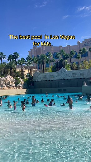 The wave pool at Mandalay Bay is huge! Fun for the whole family! It also has a huge lazy river! This is your sign to come to Las Vegas this summer!