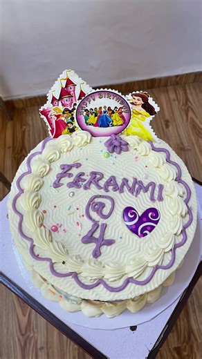 Yummy cake 🤤 order for yours now in avoidable price 🛍️#cake