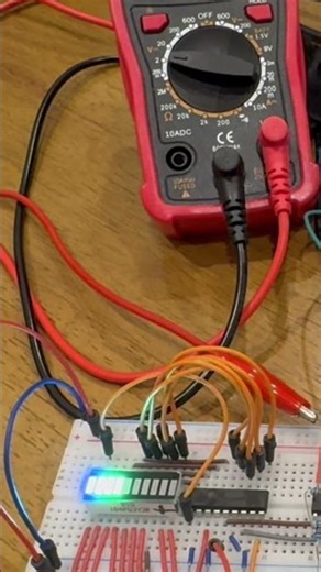 Analog thermometer | LEDs reacting to temperature