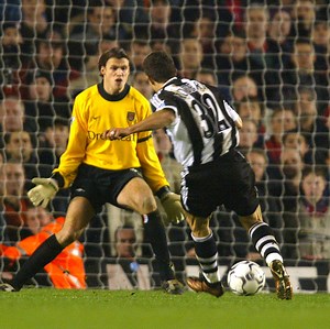 Laurent Robert at Highbury! 😍 | Newcastle United