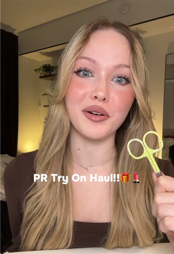 PR Try On Haul: GRWM Makeup Try-On & First Impressions