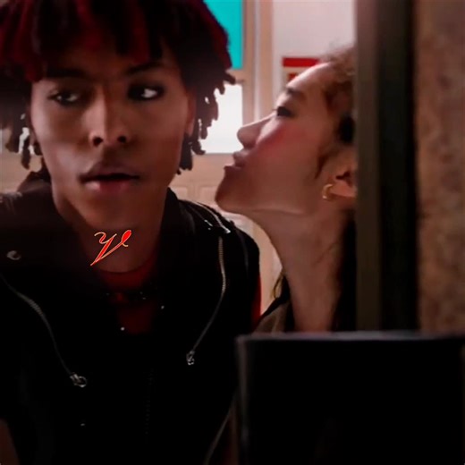 Evil Aliens Invade: Prepare to Fight with Marbles!