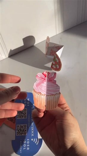 🔹WONDER SCHOOL 🔹 | ‎نشكر استاذتكم على توضيحها للطريقة 😍 cartes visites 3d trend جربوا و ابعتولنا نشوفو و لي مازاال ماتعلمتش 🛜🏃‍♀️🎀 اجرييي محتوى الدورة 🥁🥁...‎ | Instagram