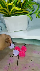 membuat bunga goyang lucu #bungakawatbulu | Umi Rara