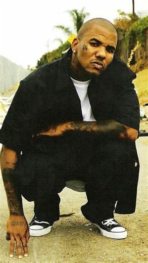 Rap Secrets on Instagram: "The joke around The Game starting every so-called freestyle with “red Rolls, white ceiling” comes from how predictable and rehearsed it feels. A freestyle is supposed to sound spontaneous, like thoughts colliding in real time, but when the same luxury opener shows up again and again, it stops feeling off-the-top and starts sounding like a scripted intro. It’s not even about the imagery being bad—it’s about how announcing wealth the exact same way every time drains the 