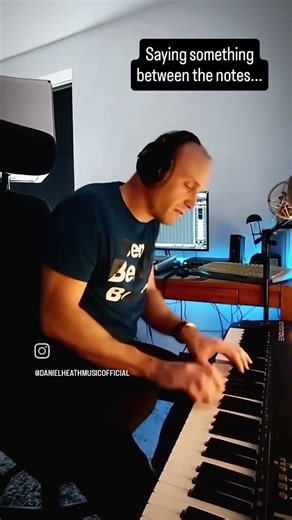 Saying something between the notes | New music in 2026. #newmusic #songwriting #composer #piano