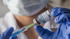 Broadlawns Medical Center joins MercyOne, UnityPoint in requiring COVID-19 vaccine for employees
