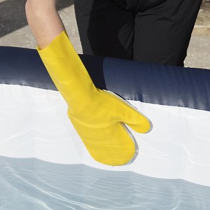 16 reactions | Pulisci sempre con cura e con i prodotti giusti la tua Lay-Z-Spa®.​ Consulta il manuale di istruzioni. Una buona manutenzione allunga la vita del tuo idromassaggio. https://bestwaystore.it/blog/guide.html/manutenzione-acqua-spa-gonfiabile.html | Lay-Z-Spa Italia | Facebook