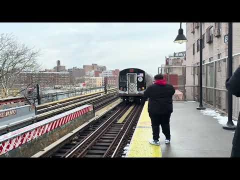 NYCT- J and M train action at Lorimer street