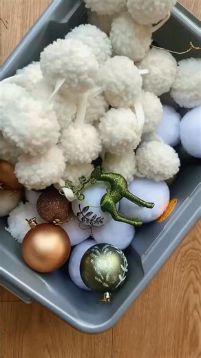 4.7K views · 34 reactions | It’s that time of year again guys  Festive menu will be launching next week wahooo 拾 We are talking festive loaded chips , turkey baguettes with all the trimmings and so much more  | The Bobbin | Facebook