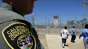 California prison closings could save more than $1 billion