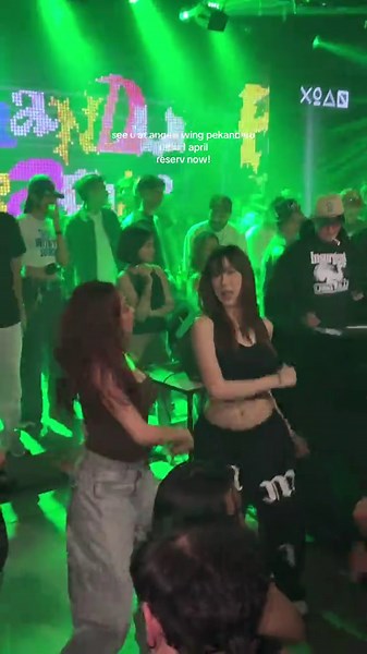 Pemandu Karaoke Sedih: Sampai Ketemu Pekanbaru!