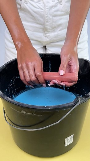 MetDaan DIY on Instagram: "DIY Hand cast for holding tools🔧"