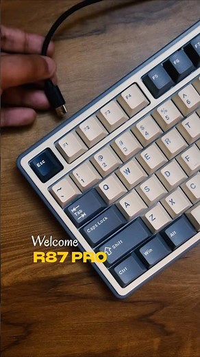 Royal Kludge RK R87 PRO Unboxing & Quick Look.