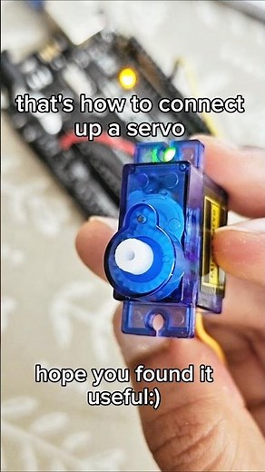 how to connect a servo to Arduino UNO #engineering #arduino #shorts