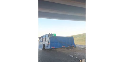 Southbound lanes of Highway 6 closed after 18-wheeler strikes bridge