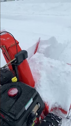 Ariens Rapidtrac drift cutters in action