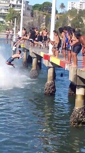 Chain Bombing! Awesome.. 📍 Gunnamatta Bay, Sydney Credit: Ngaringa Waraki-samuels | Maori Worldwide
