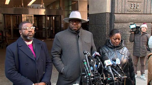 Suspect in NYC subway burning death pleads not guilty