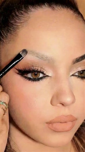 Effortless Perfect Eyebrows Tutorial