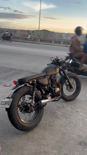Honda TMX 125 Brat Cafe Build