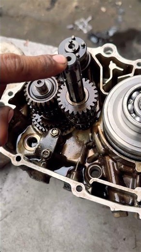Bike Gearbox ka Secret 🔧 Input vs Output Shaft Explained 😱 video
