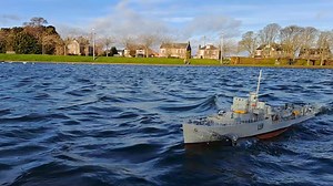Windy again! HMS Zetland, Hunt class destroyer 1/48th scale, in rough weather again. | Dundee Model Boat Club