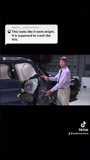 Ford Explorer crash test overview. Warning. It’s bad.