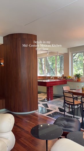 3.8K views · 74 reactions | welcome to Karin’s dream kitchen in Mexico City! Karin did a complete renovation to achieve this midcentury meets mexican contemporary feel. With the help of Tutto Bene Studio architects, she was able to capture the essence of Mexico City in the 1970’s as an homage to her family’s summers and holidays spent traveling the city. | Casitamx Home | Facebook