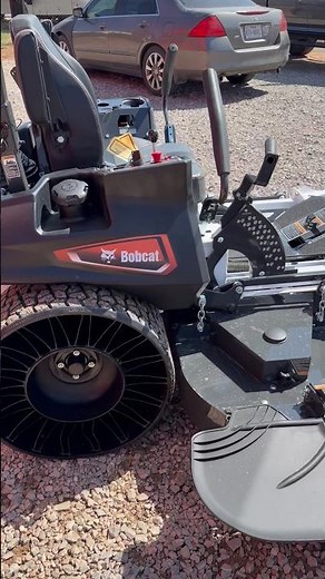 Buying New Bobcat 7000 72 inch cut zero turn with tweeds and the 4000s stand on mowers.
