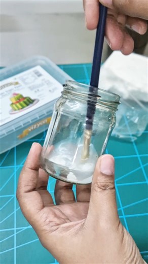 Sweet Meltz™ | Zharna Lokhande on Instagram: "“Here’s how you can make edible glue at home—quick, simple, and super effective! . . . Edible Glue recipe - Ingredients: 10 gram fondant (white fondant) 2 tablespoons room temperature water Directions: Add the fondant to a small container. Pour in 2 tbsp water. Let it sit for 5 - 10 minutes until the fondant softens and melts. Mix well until smooth and glue-like. Transfer to an airtight container. Shelf life: Room temperature: 1 day Refrigerator: upt