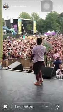 Juice Wrld Fights Fan On Stage And Tributes XXXTENTACION