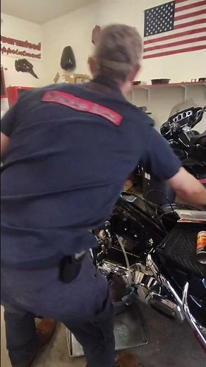 How to start your fuel injected Harley without the fuel tank!
