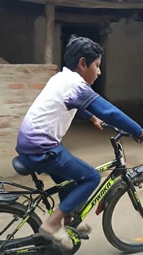 boy 👦 Robot 🤖 shoot on