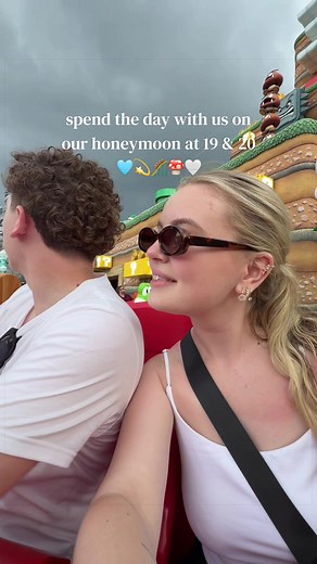 I can’t wait to go back 🥹 married life best life 🤭 #momsoftiktok #married #wife #universalstudios #husbandwife