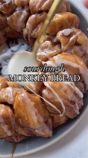 Sourdough Monkey Bread #sourdoughmonkeybreadrecipe #breadbaking #easyhomemaderecipes